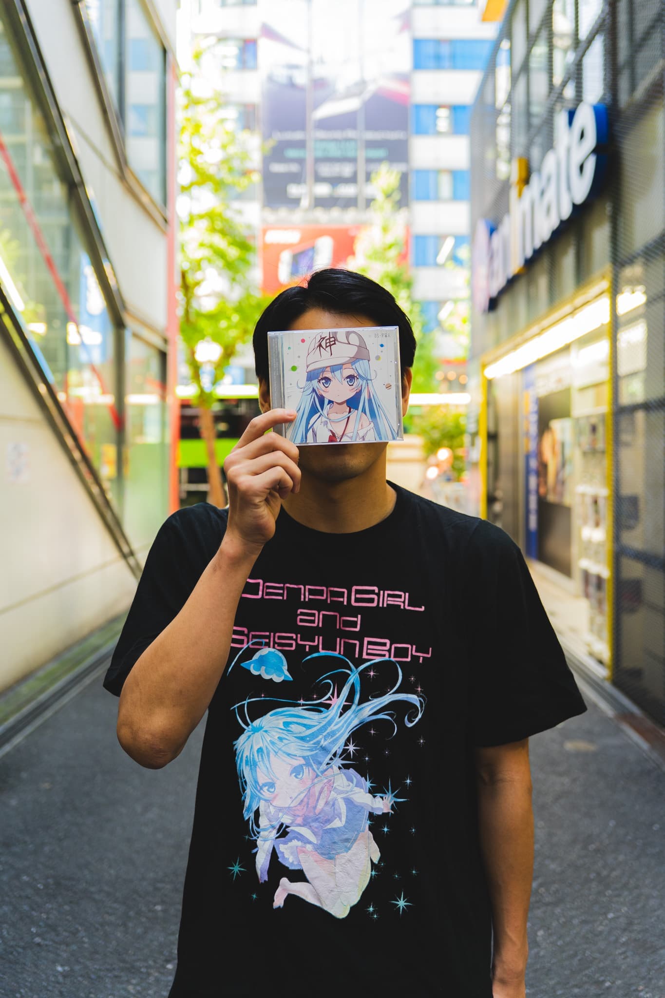 DJ "えもーしょな瑠奈" 美緒(みよ) - fish やっちゅーに!ってどこ?のアーティスト画像